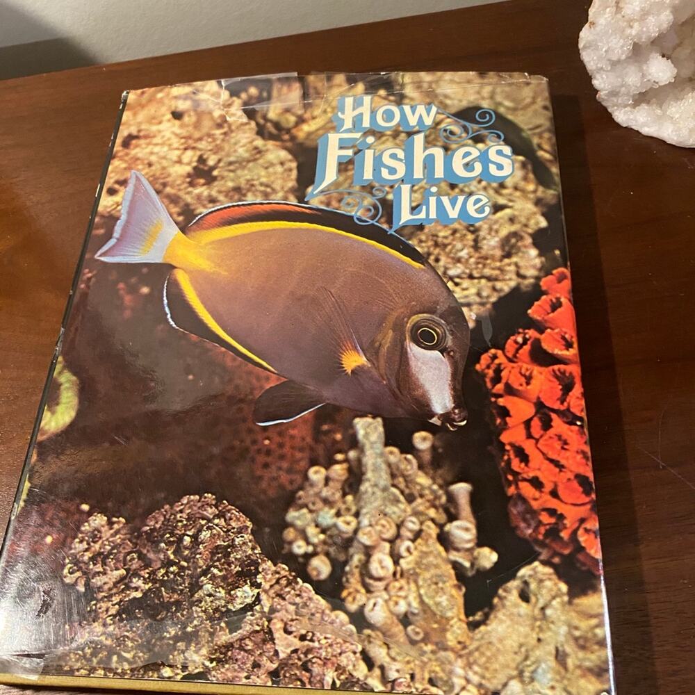 How Fishes Live by Peter Whitehead